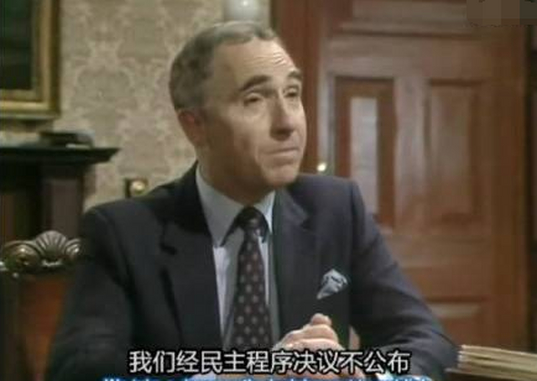 英国首相囤数卡车物资#资本主义私有制社会的自私自利,在这次新冠
