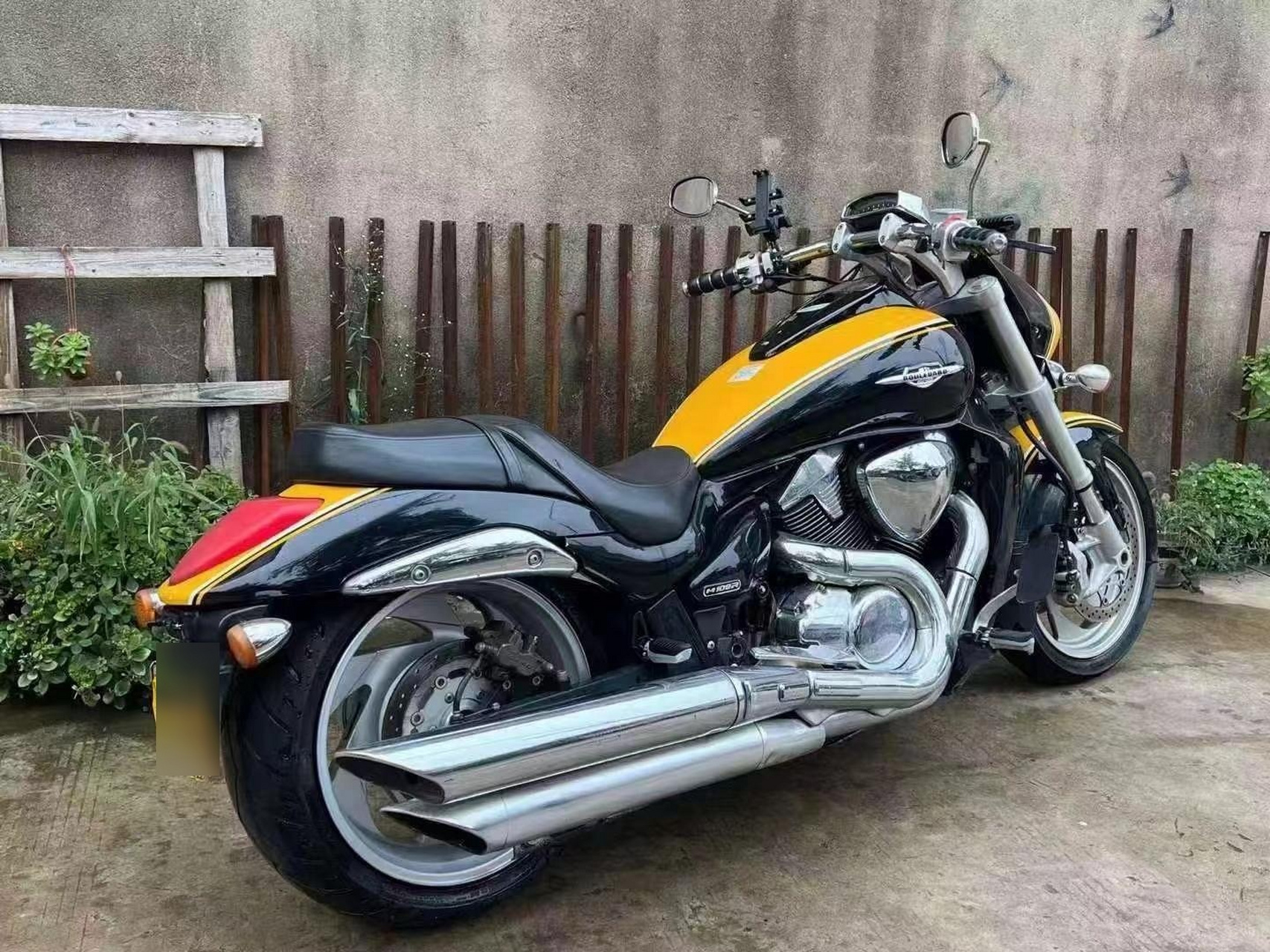 热爱机车热爱生活  铃木林荫大道m109r 大型肌肉巡航太子摩托 电喷