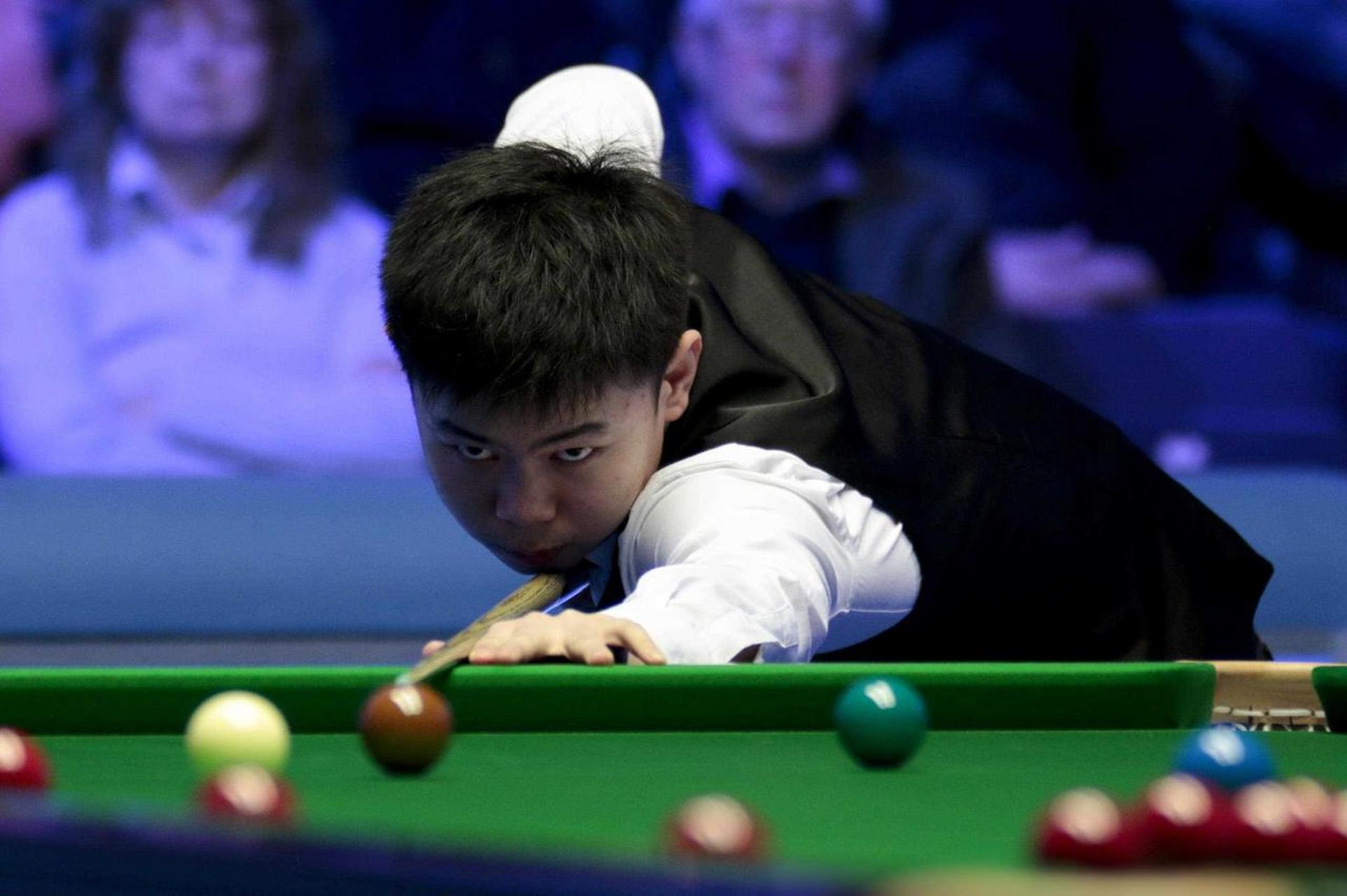 "周跃龙9:0横扫卡希尔,斯诺克世锦赛资格赛一鸣惊人!