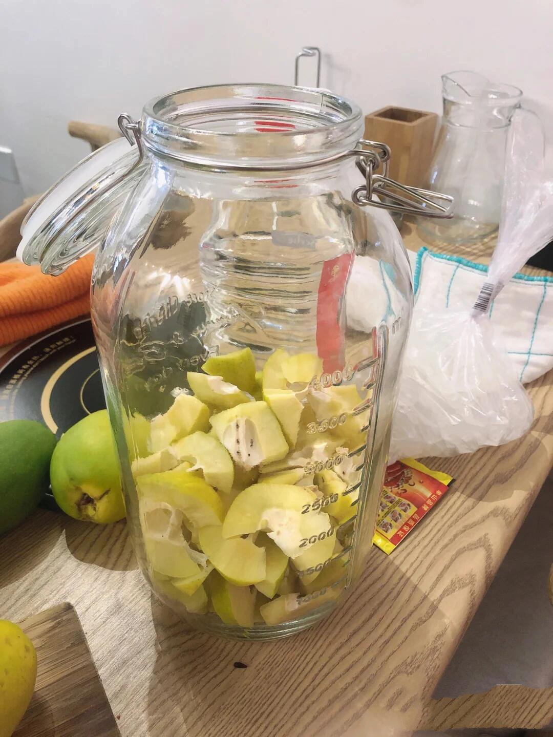 云南酸木瓜泡酒抗菌养肝防癌