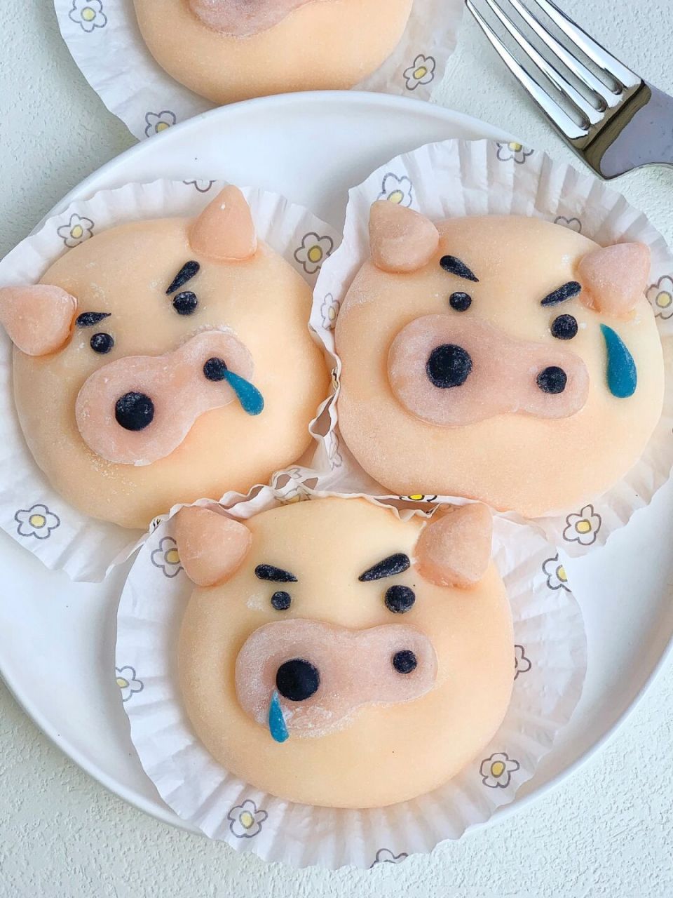 今天吃奶油猪猪头!