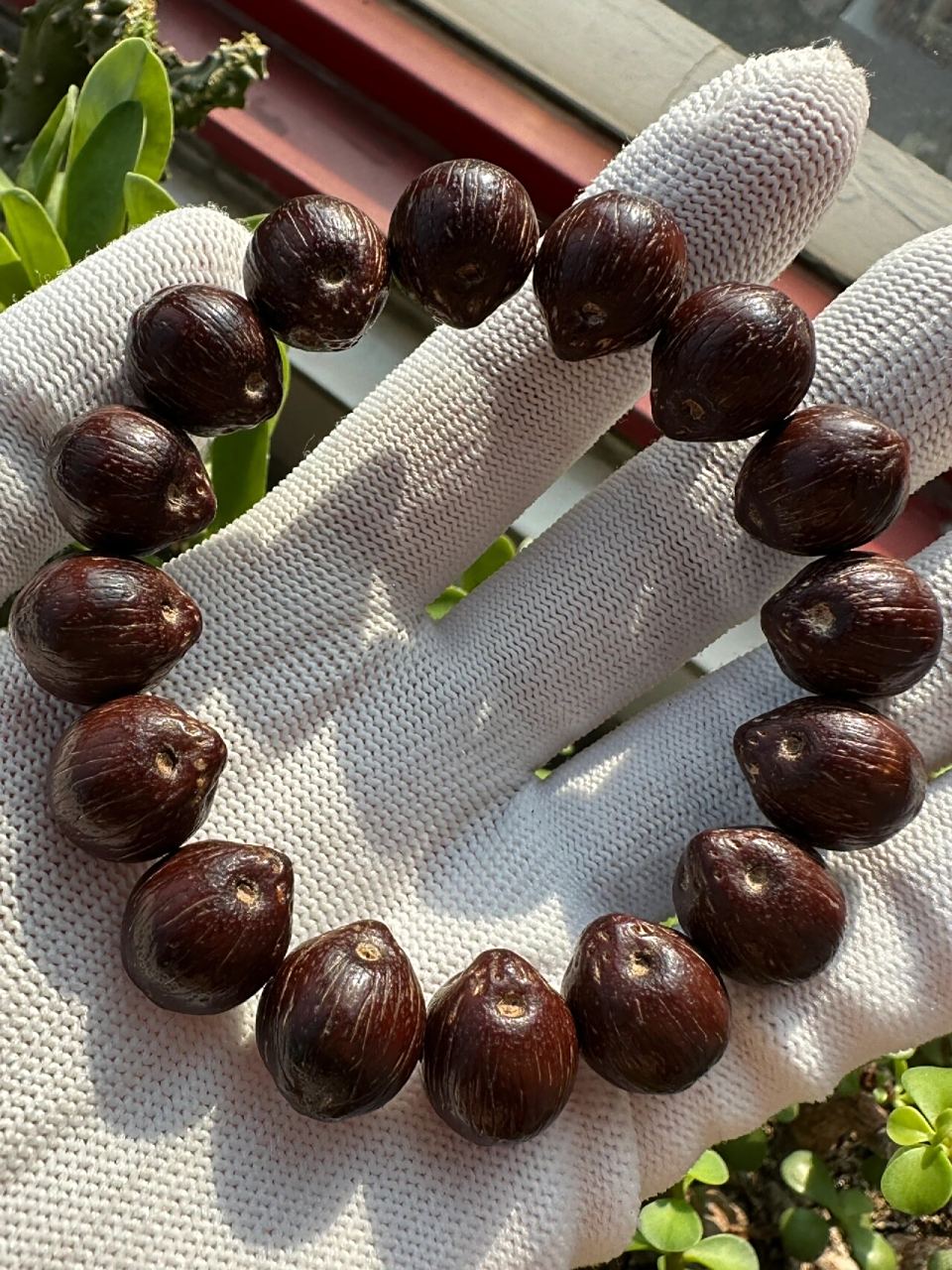 紫金鼠原籽 一条盘玩两年的紫金鼠手串