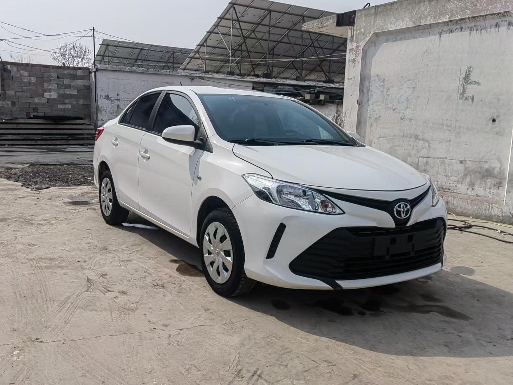 4万多块 刚刚到家 差几天20年 丰田威驰 1.