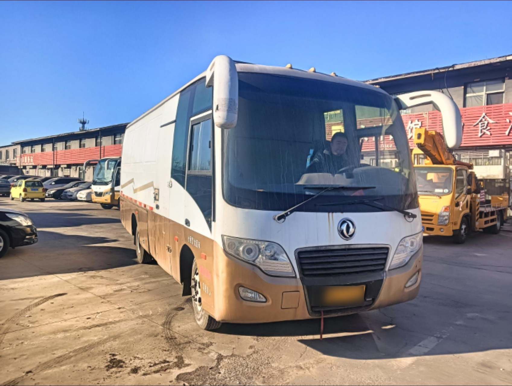 东风佳龙,中巴货车.