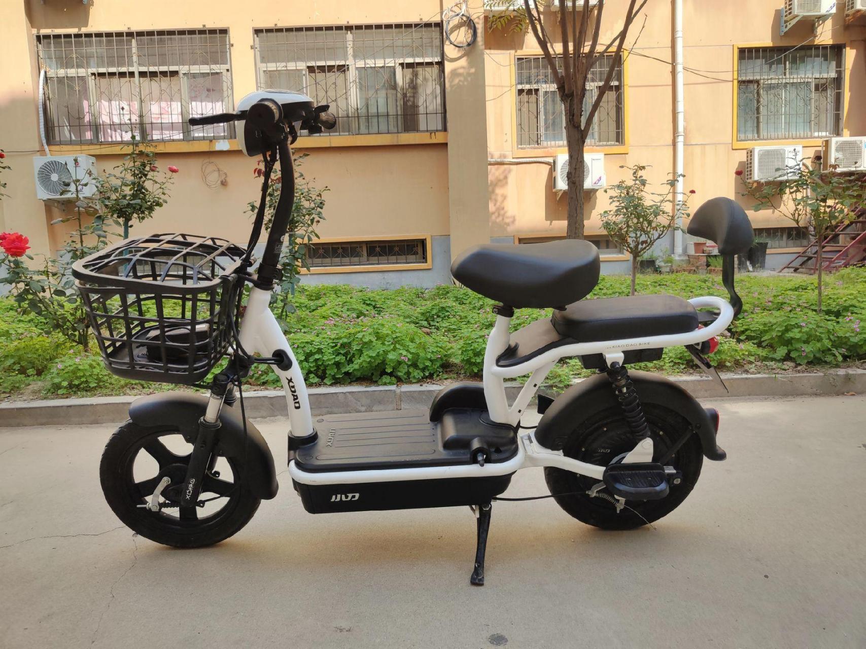 雅迪爱玛新日小刀二手电动车,颜值与实力并存,它是你的梦中情车吗