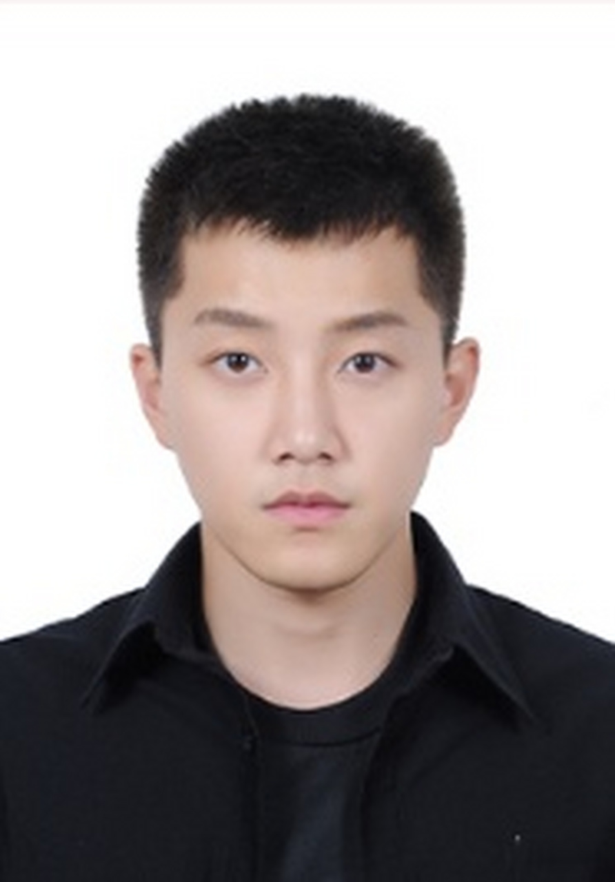 范世錡报名表上的证件照##范世錡加盟运动者联盟# 范世錡报名表上贴