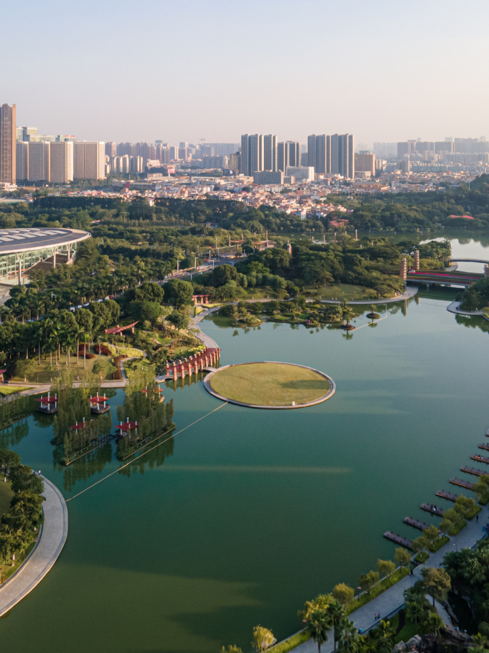 湖区域两大公园 99| 地点:广东省佛山市南海区桂城街道千灯湖公园