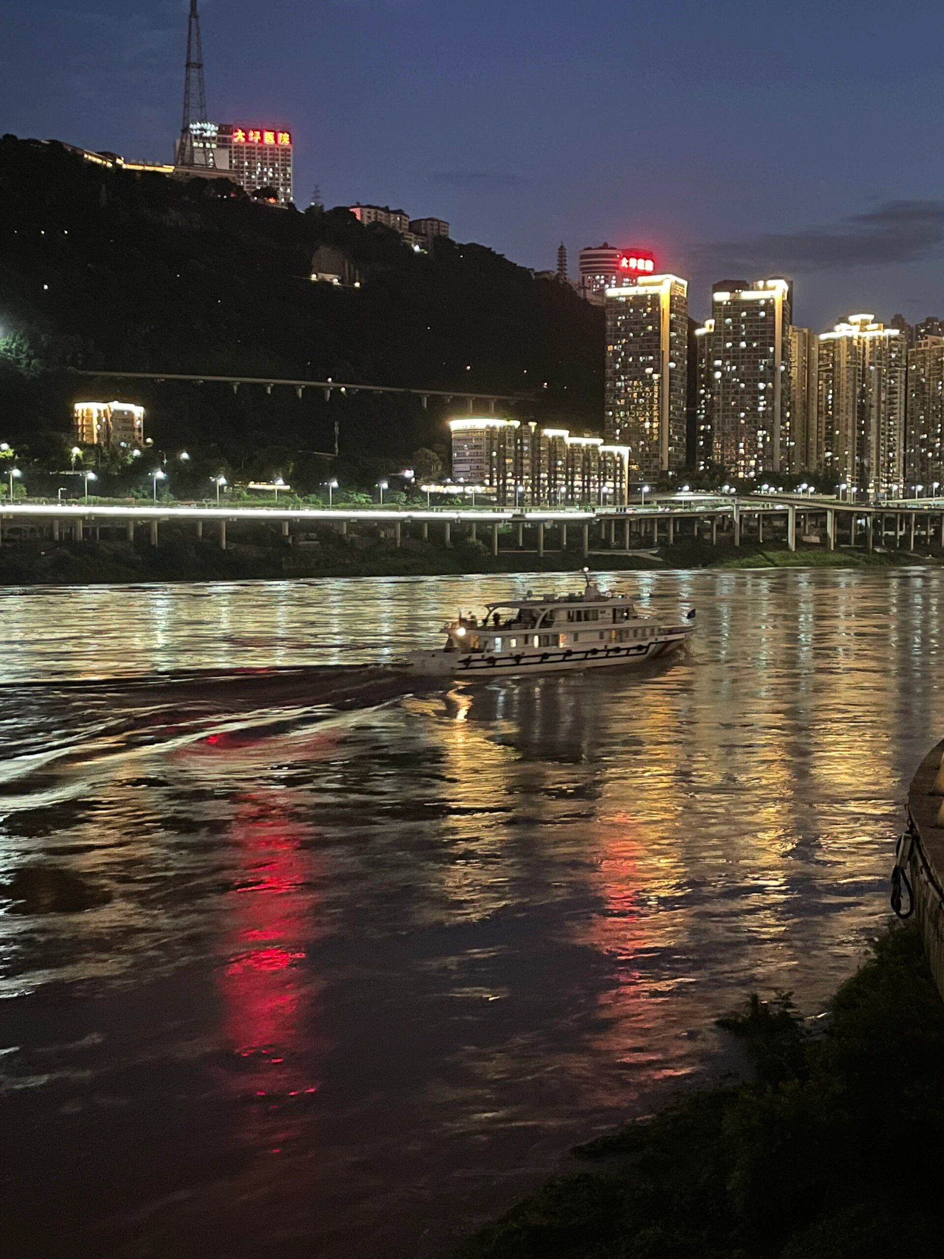 重庆嘉陵江夜景91 重庆美丽的江边夜景91