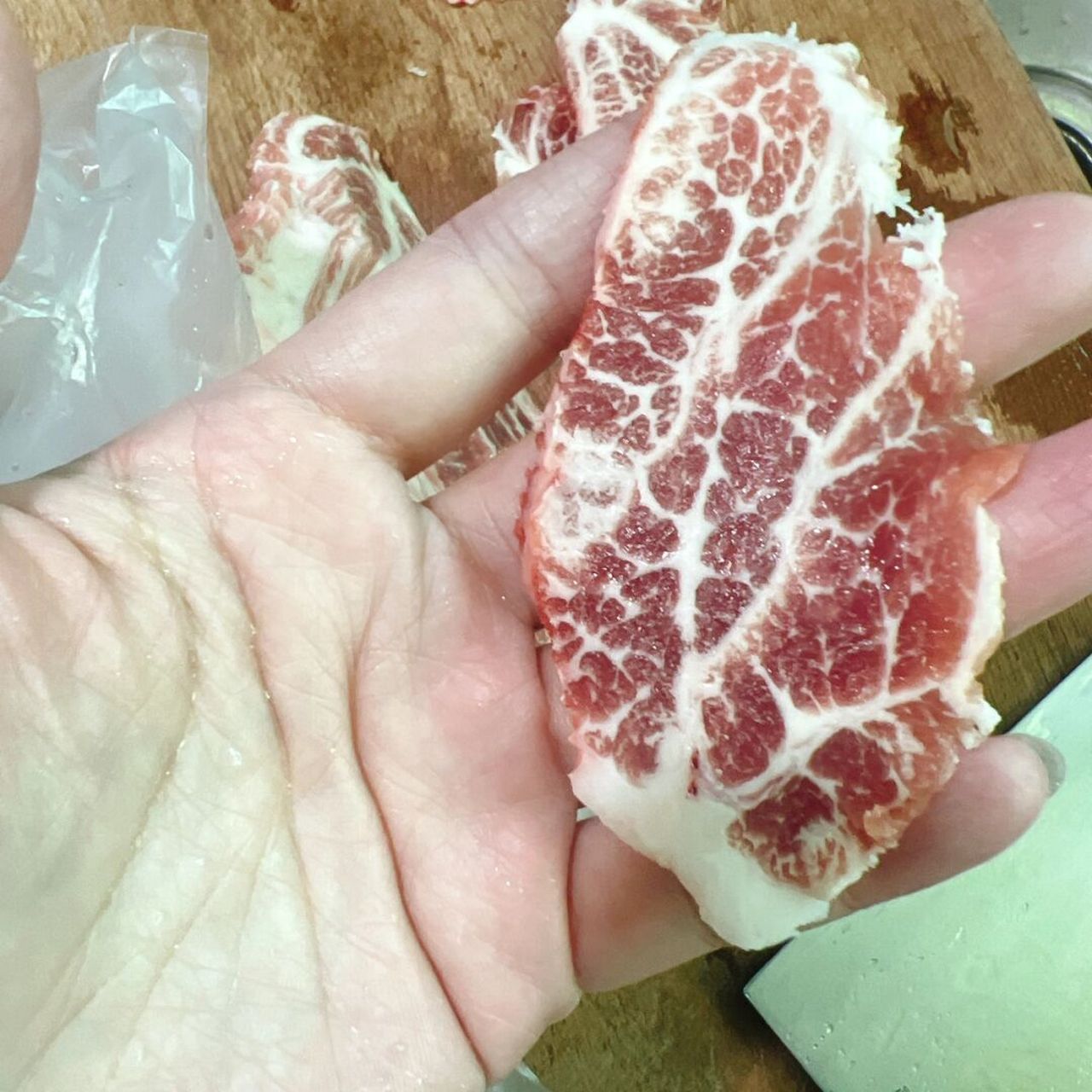 猪雪花肉,口感一点也不比牛雪花差哦!