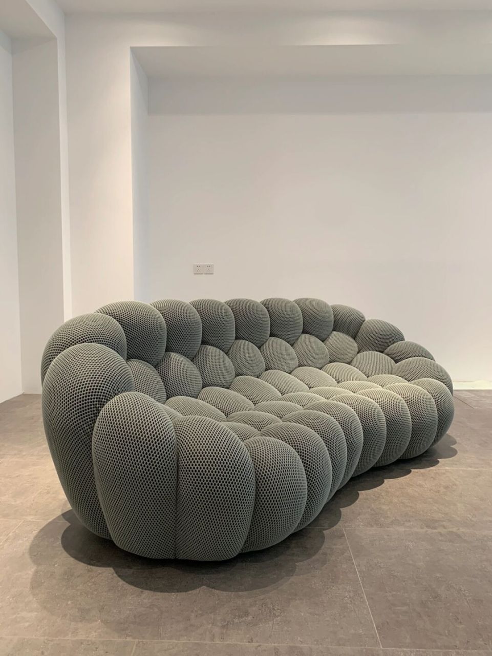 98来自roche bobois罗奇堡bubble 泡泡沙发,造型q弹可爱,放在家里