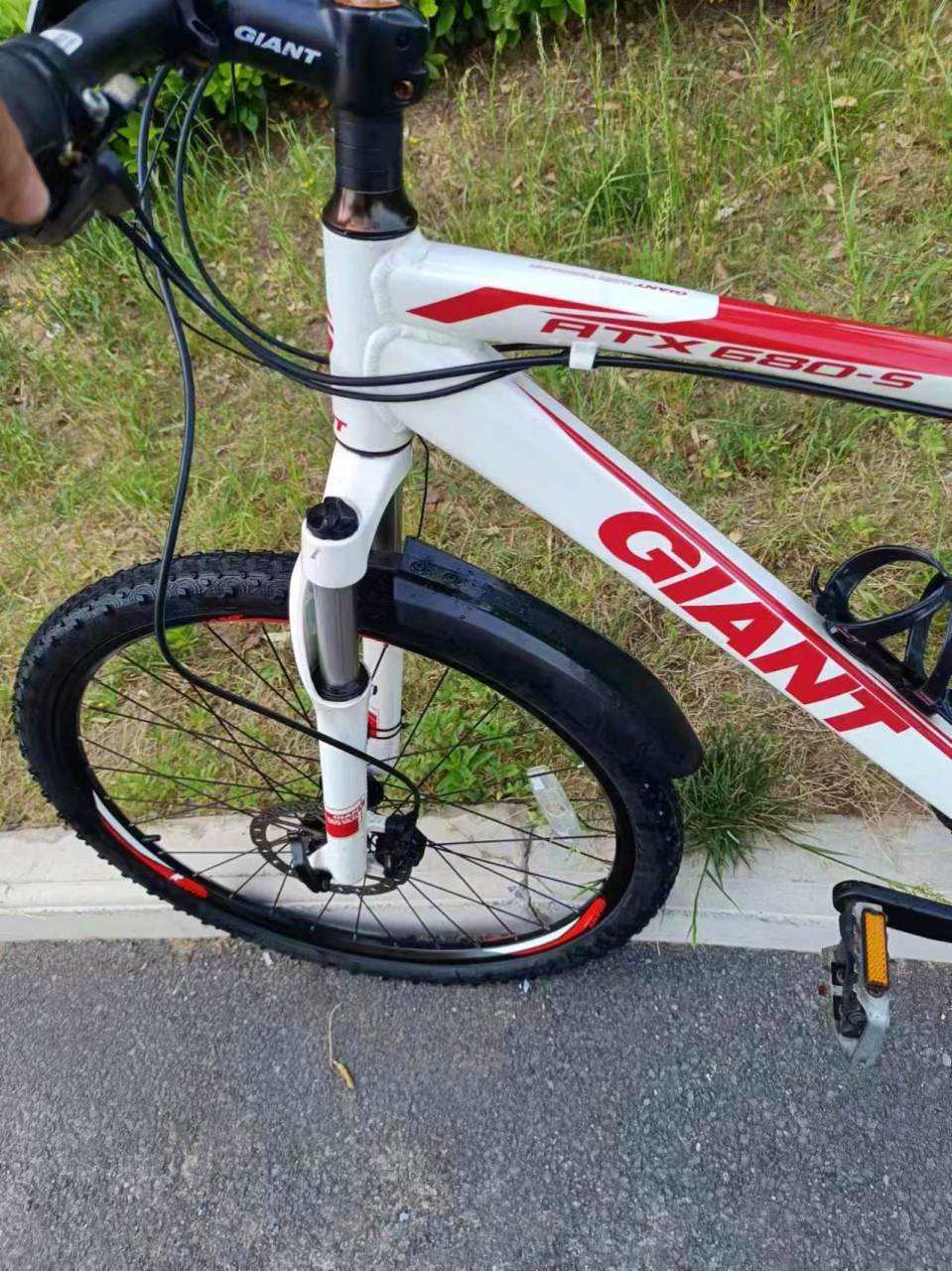 捷安特atx680s.24速油刹 .