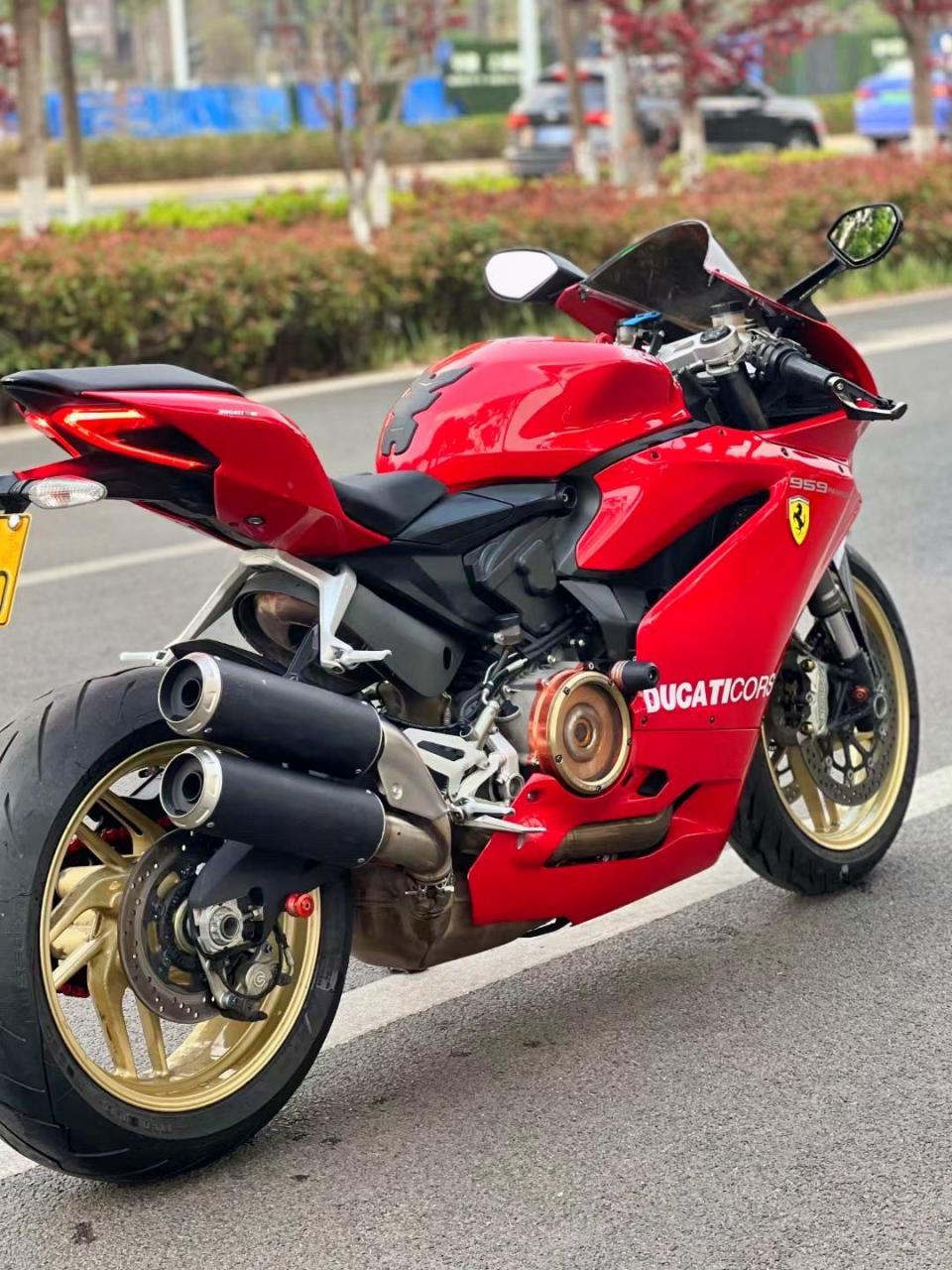 【新到车型】:杜卡迪 959 panigale 【新车落地】:191000元 【上牌