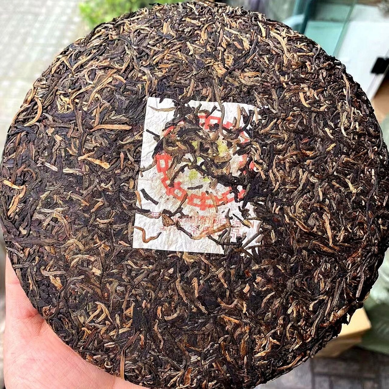 92年青饼7542苹果绿生茶青饼 又称88青,勐海茶厂出品,仓储干净完美,饼