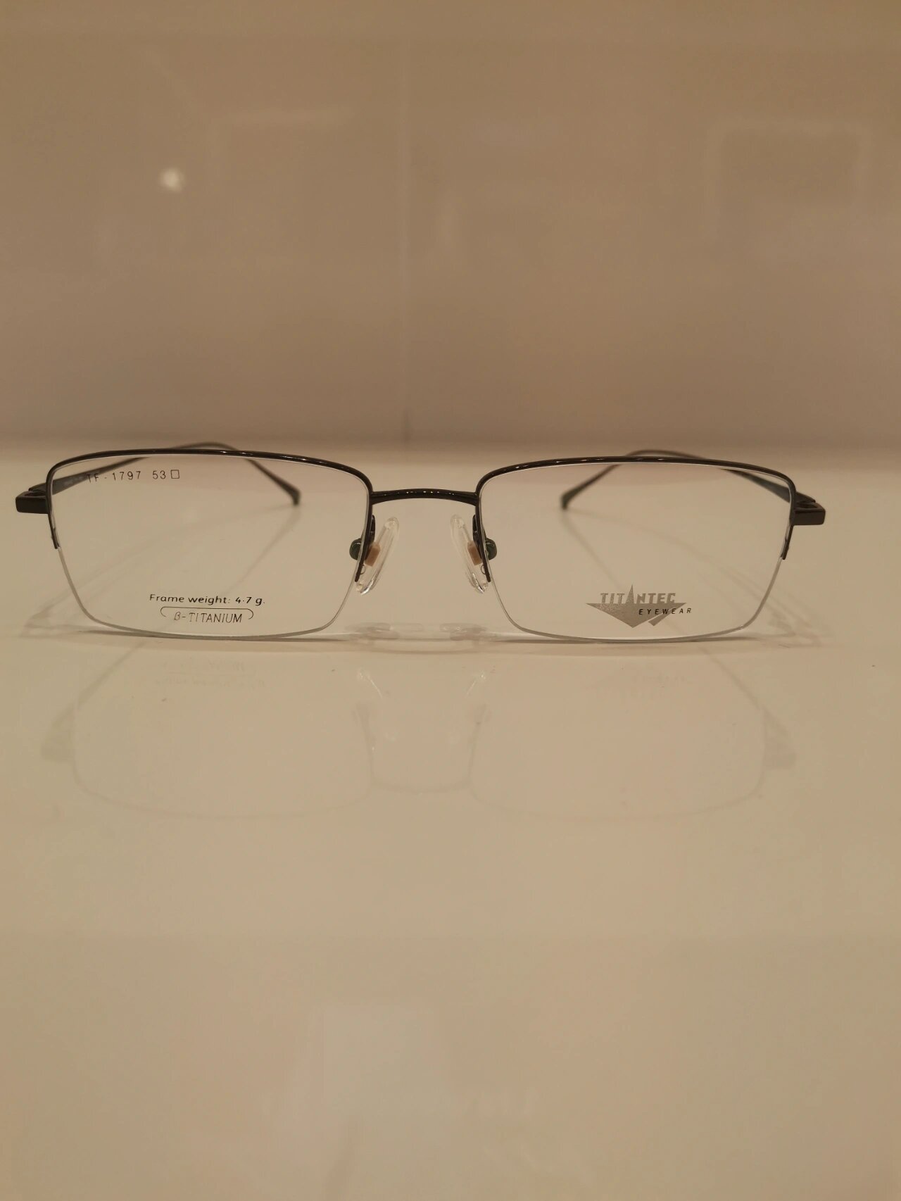 泰坦钛克眼镜