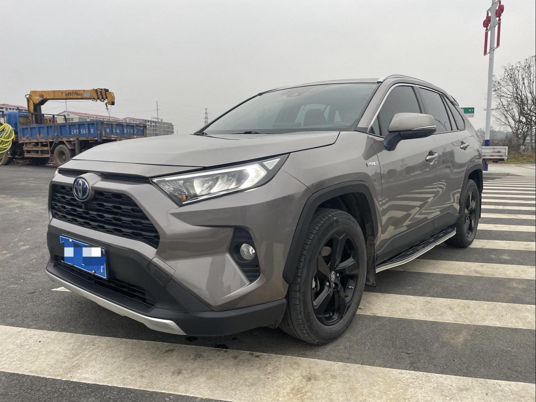 21年rav4荣放 改款 双擎 2.