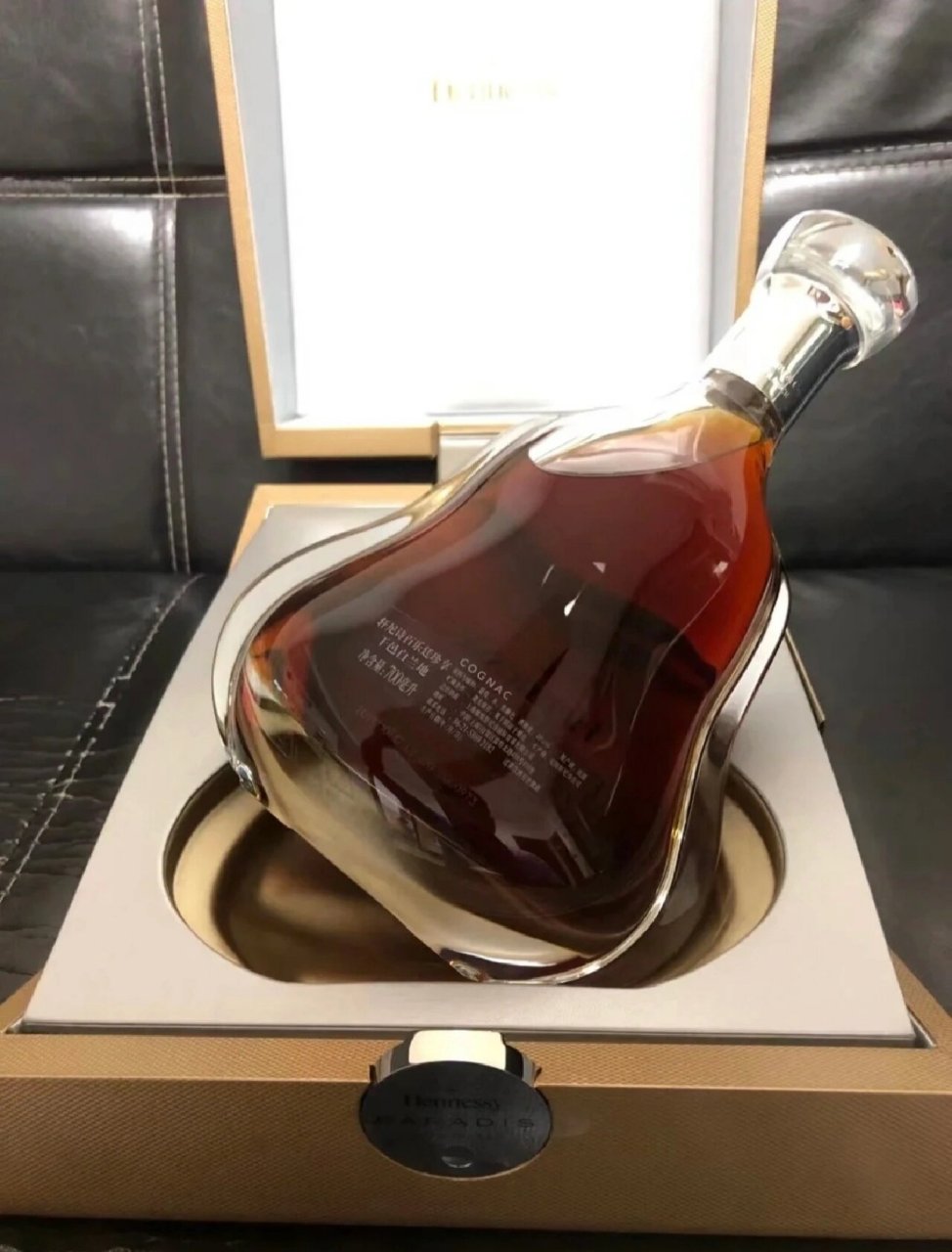 轩尼诗百乐廷 轩尼诗杯莫停(百乐廷) 轩尼诗百乐廷采用的生命之水年份