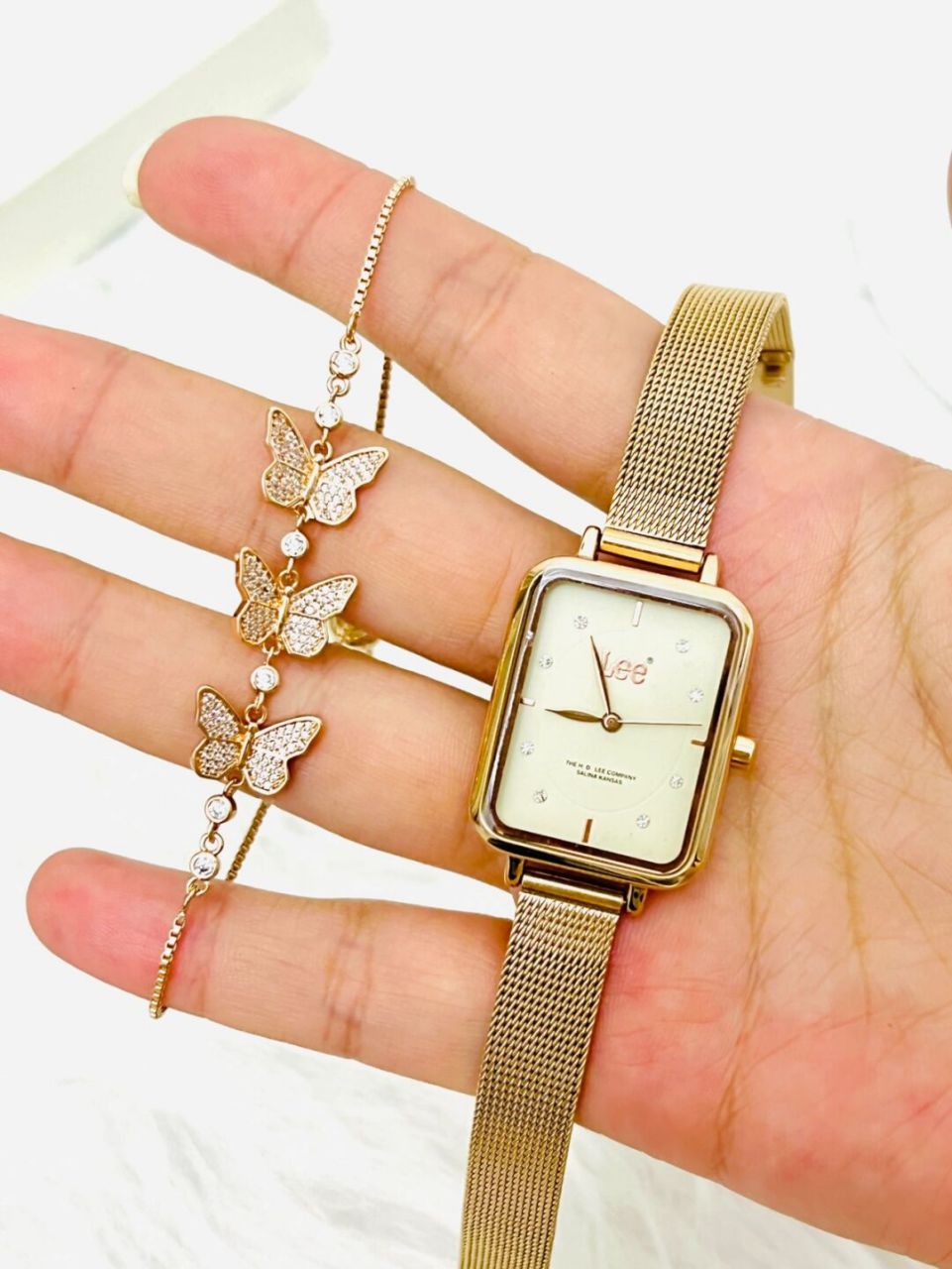 这款lee手表真的越看越心动 质感满满,小众又高级 还带了个蝴蝶03
