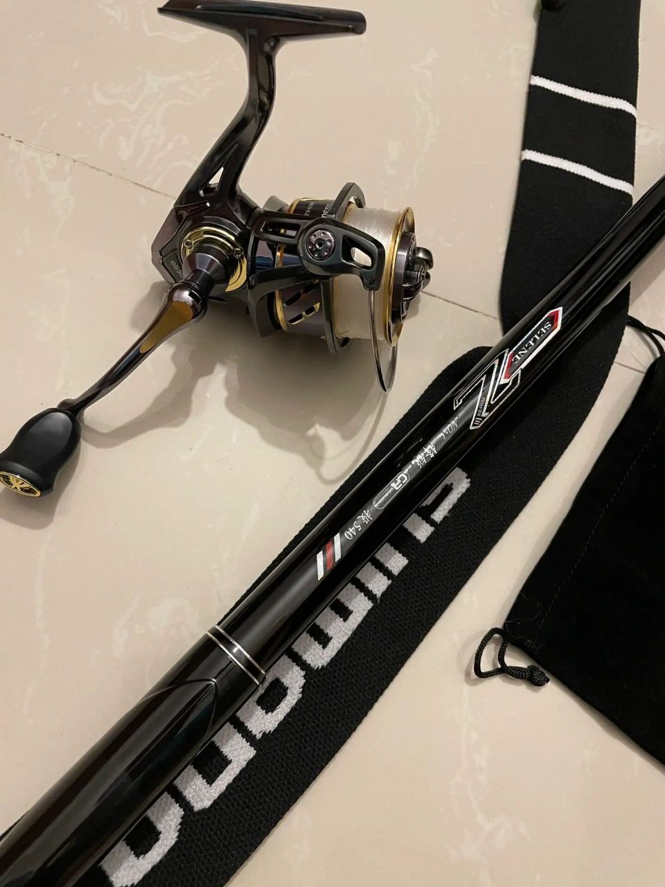 4米矶钓竿海钓竿鱼竿远投矶竿 本人比较精心爱护的一套矶竿,禧玛诺