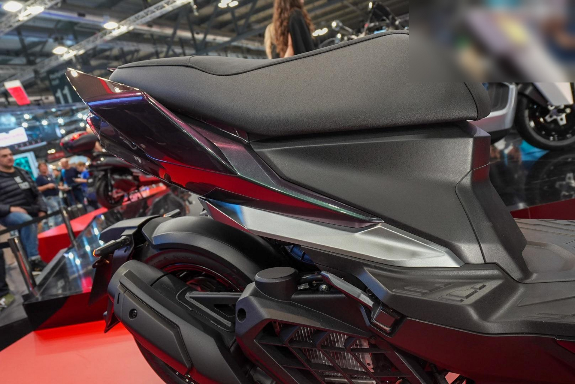 外观一言难尽的新款drg158.设计开倒车的三阳