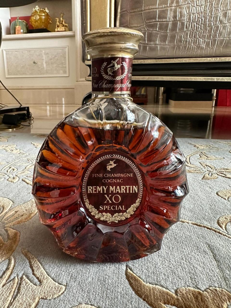 80年代人头马xo干邑白兰地 80,90年代人头马xo干邑老酒 	 90目前