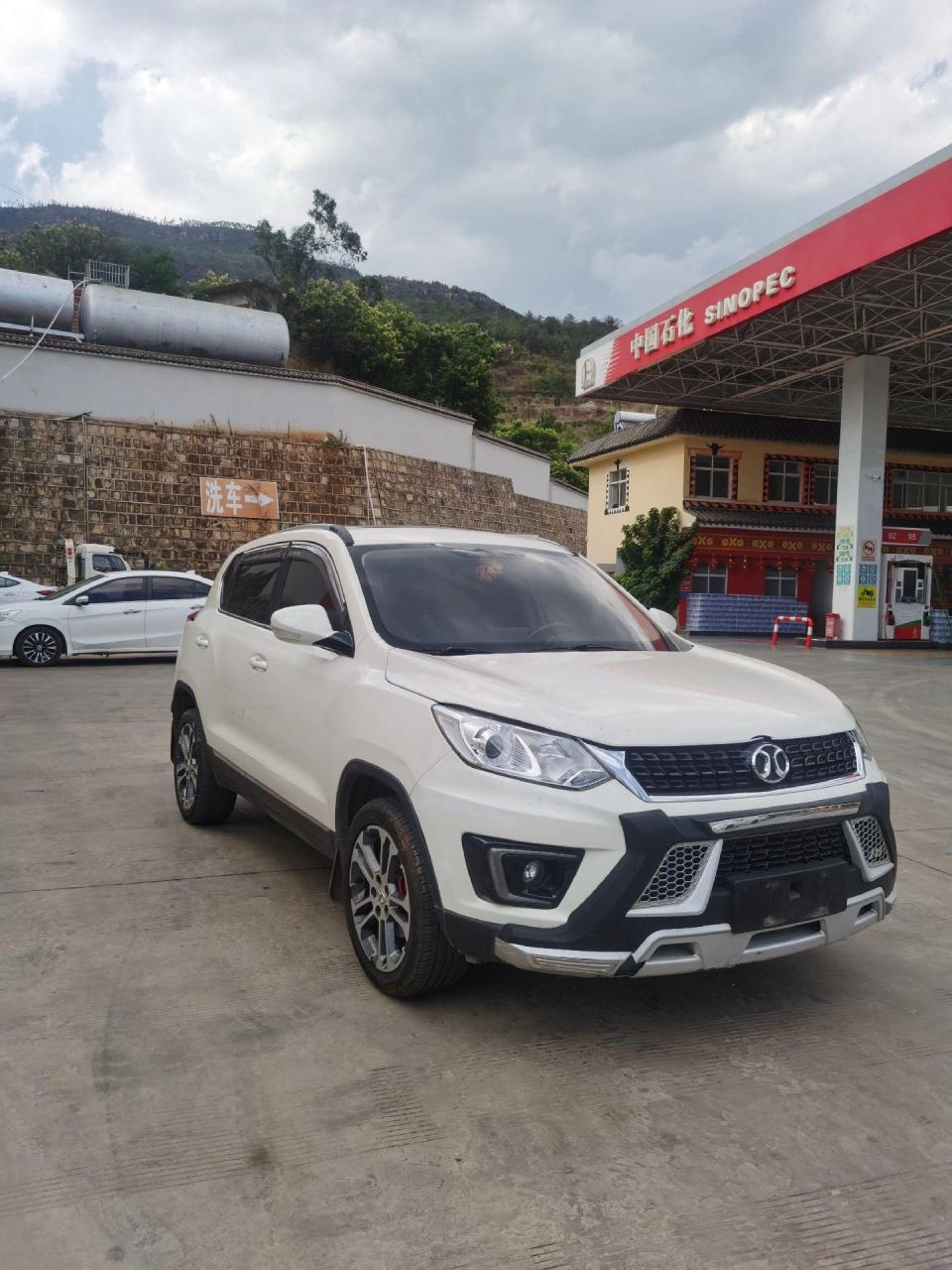 16年北汽x3手动1.