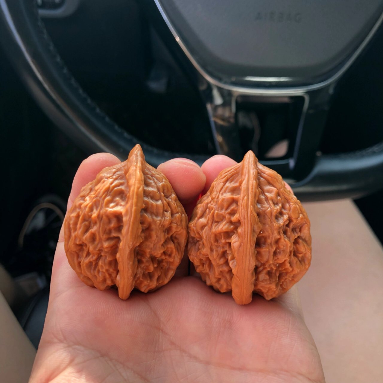 野生大红袍文玩核桃38mm精对儿 野生小众大红袍!