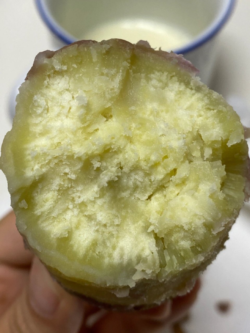 糖心的爆皮王番薯又甜又啃颈 吃到了一根半湿润半啃颈的爆皮王番薯