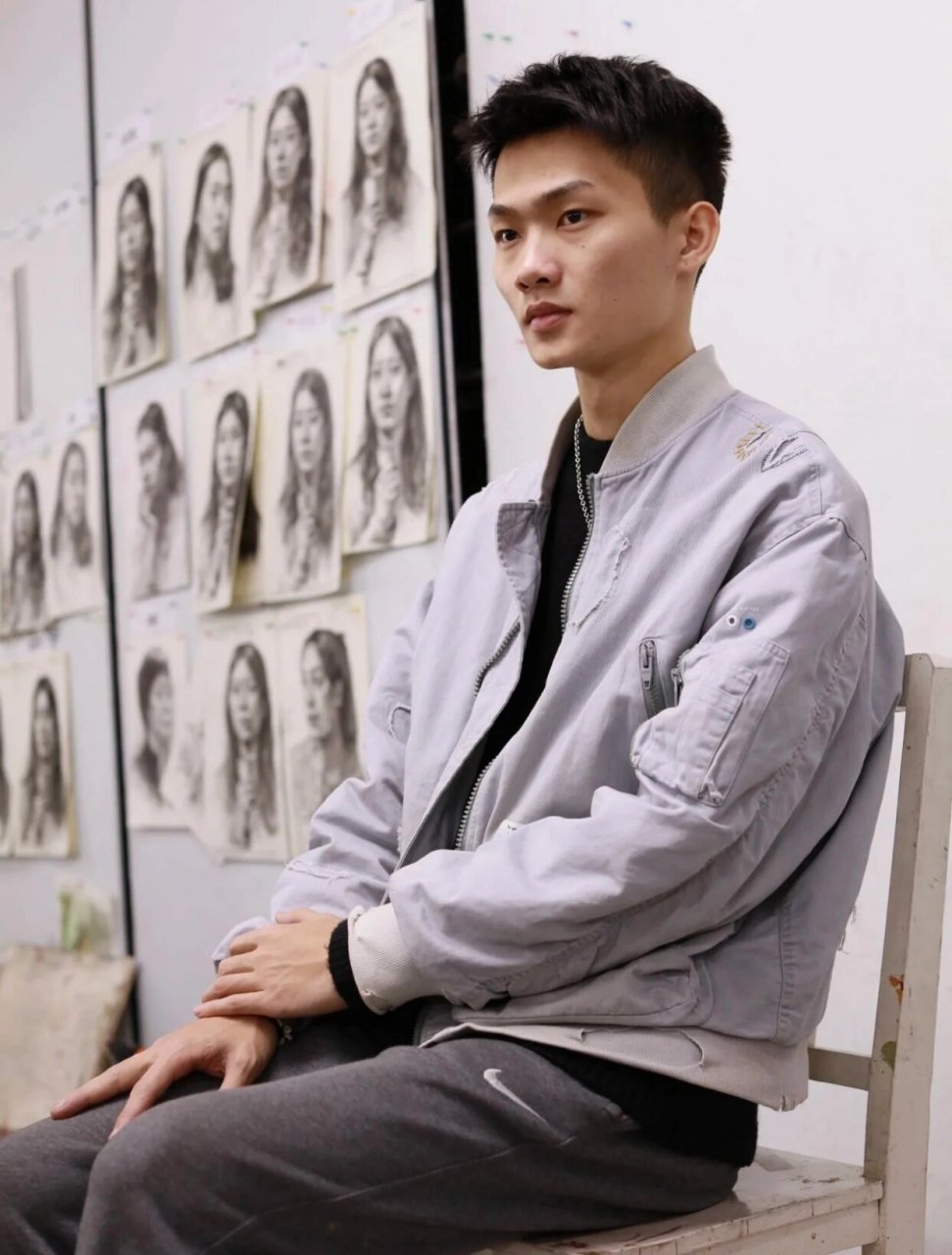 盘点那些半身像照片素材的帅哥们