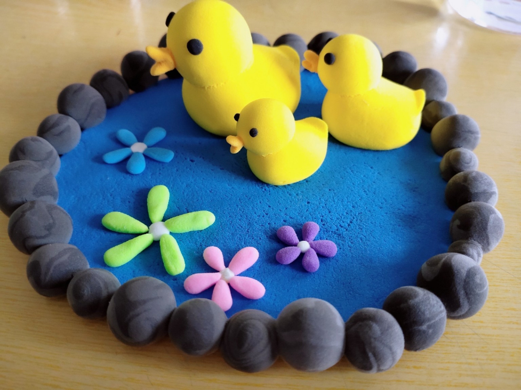 幼师日常‖简单超轻黏土‖小黄鸭(附教程) 超轻黏土场景 先把鸭子做好