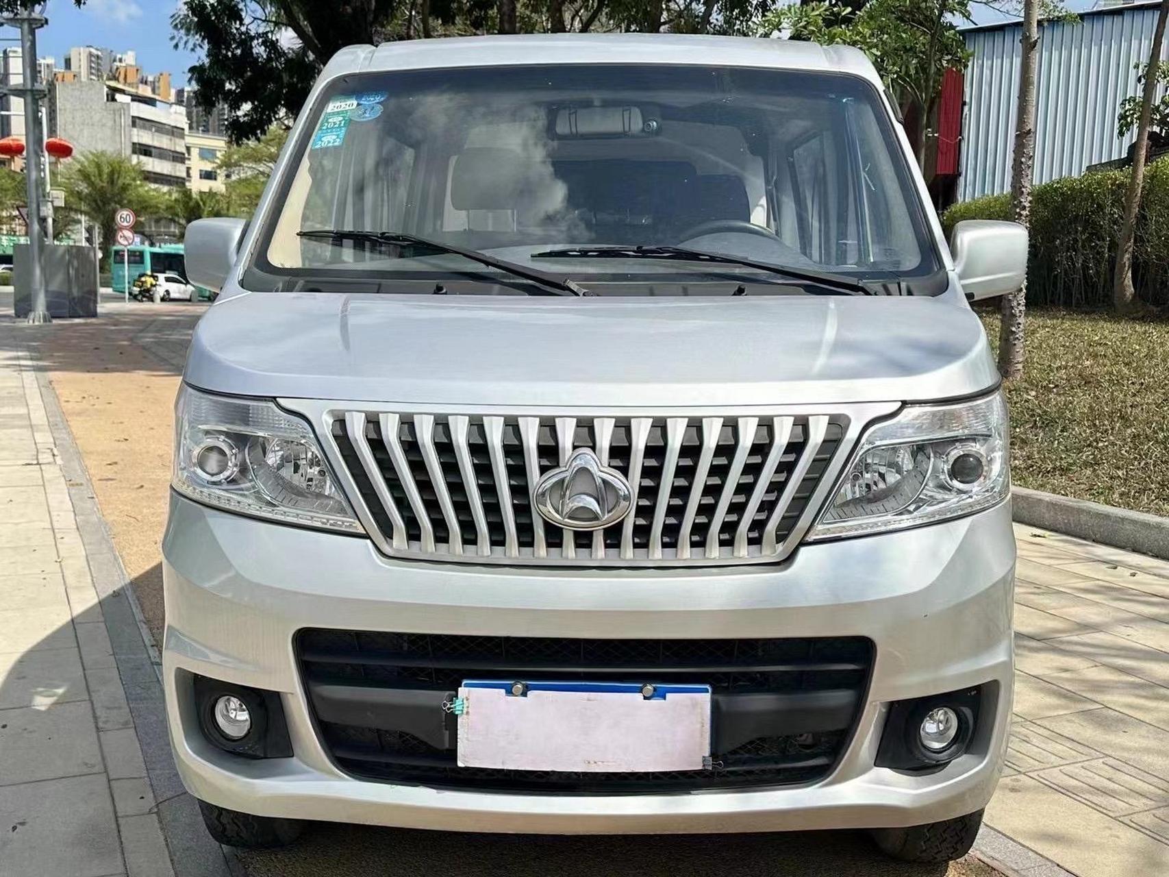 2019年长安睿行m80,4座货运版,1.5l有空调有助力,空间超大,价格便宜