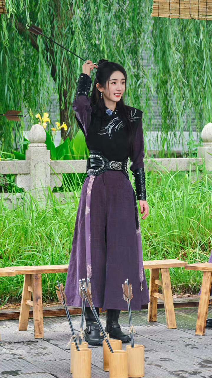 杨幂密逃女侠剧照# 芜湖芜湖,杨幂密逃女侠剧照来啦!