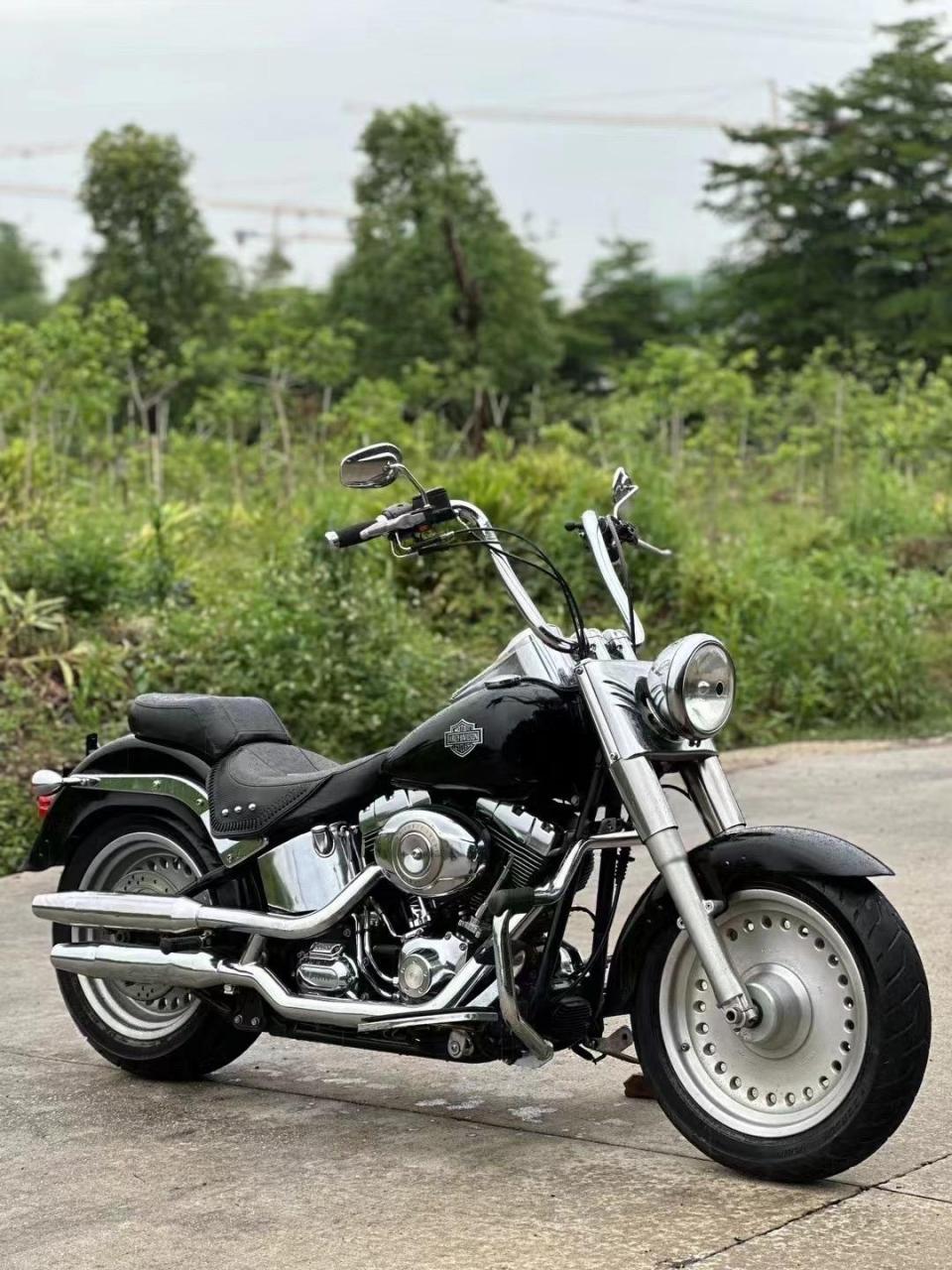哈雷肥仔,1600cc  水立方发动机,96立方,成色细节漂亮,电镀件嘎嘎发亮