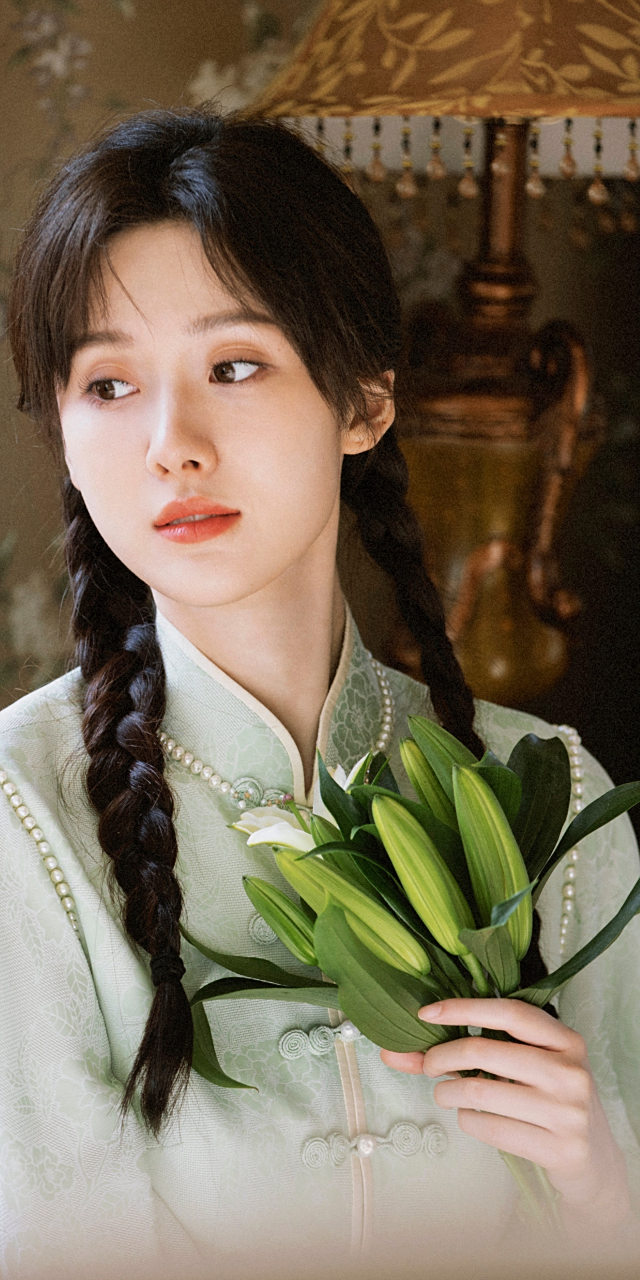 王子璇春日民国双马尾甜美造型壁纸组图