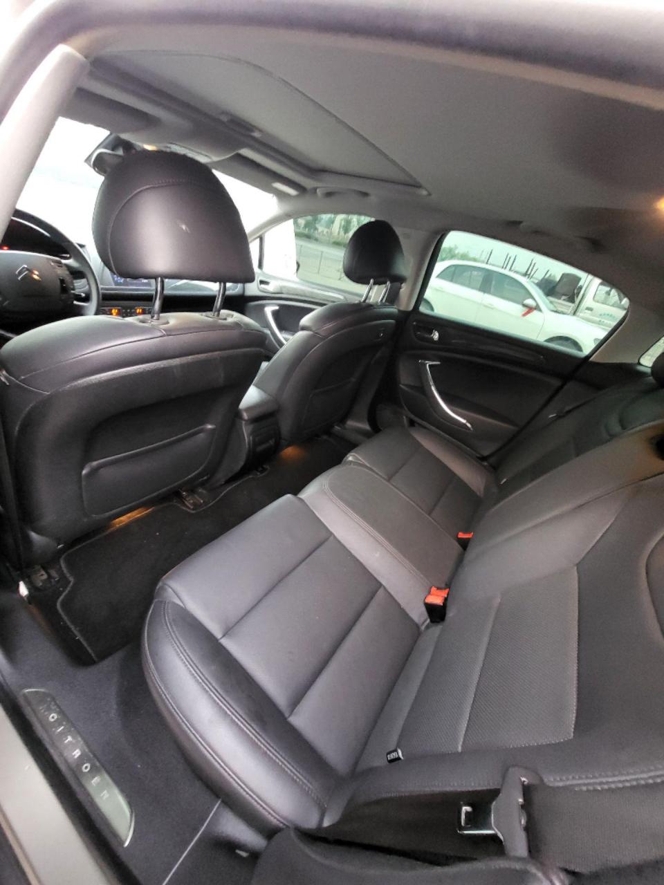 13年雪铁龙c5        2.3尊贵版   ,实表6.