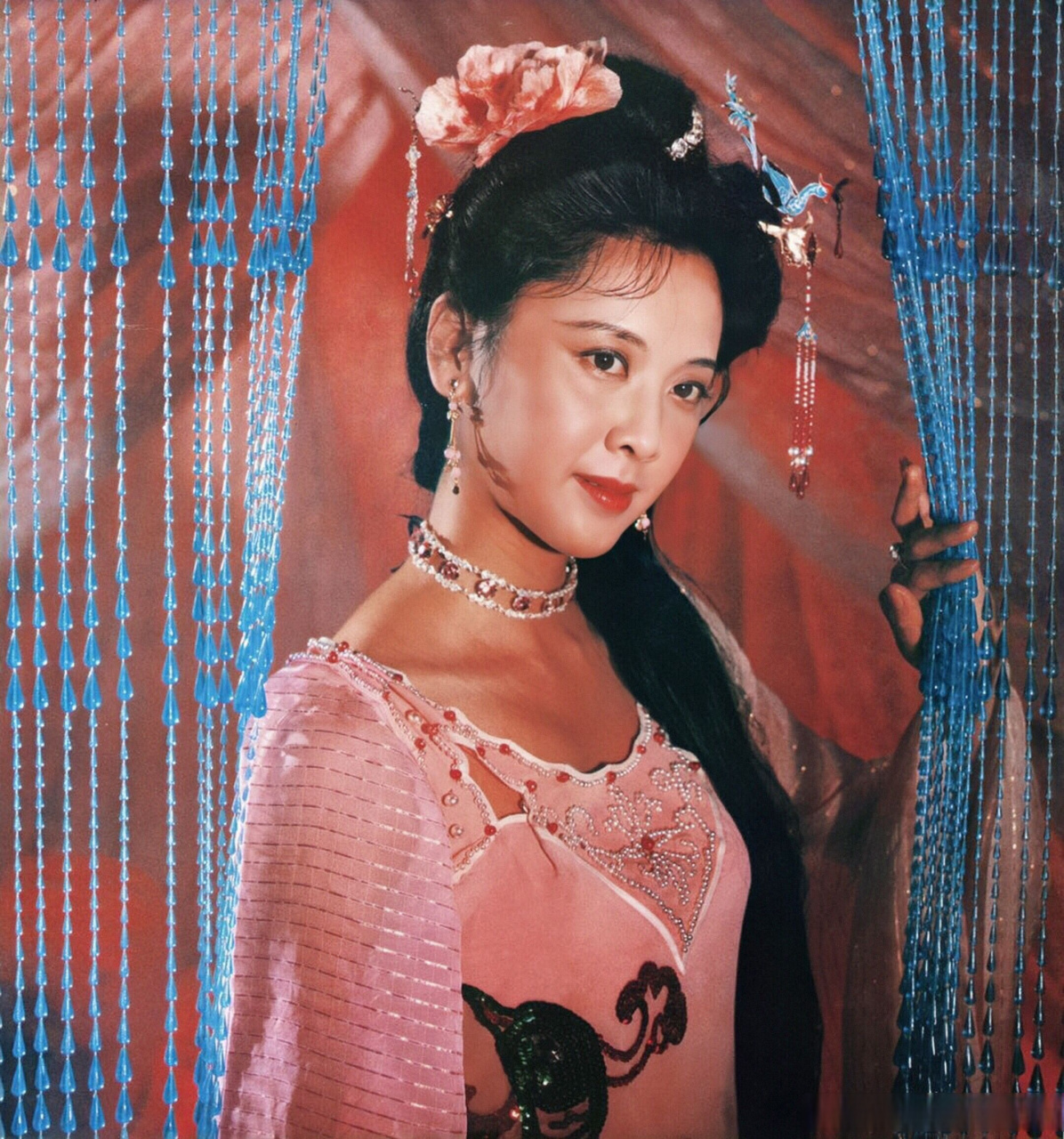 第一次瞧见这么高清的《西游记》剧照,女儿国国王可真漂亮.