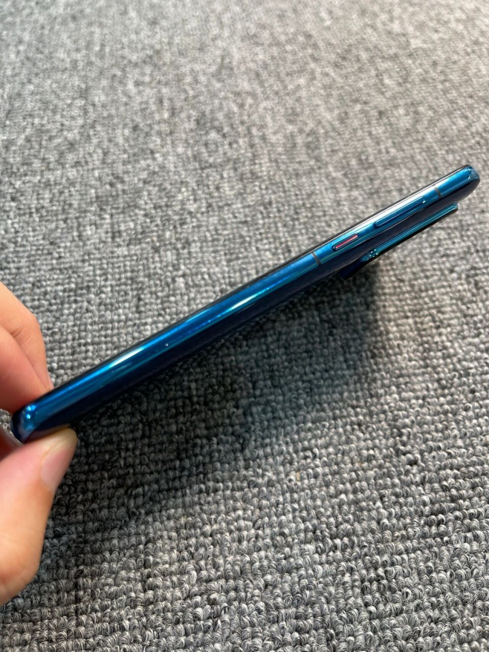 华为p40  深海蓝 8g 128g 九五新,无拆修,外观无明显磕碰,轻微磨损