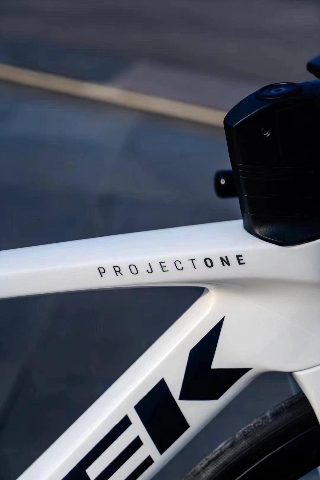 madone slr7熊猫色 崔克自行车