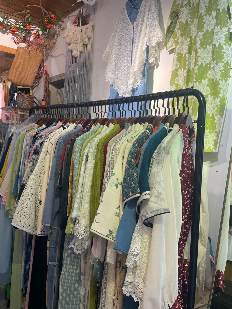 苏州平江路最好逛的旗袍店! 今天从上海来苏州玩!