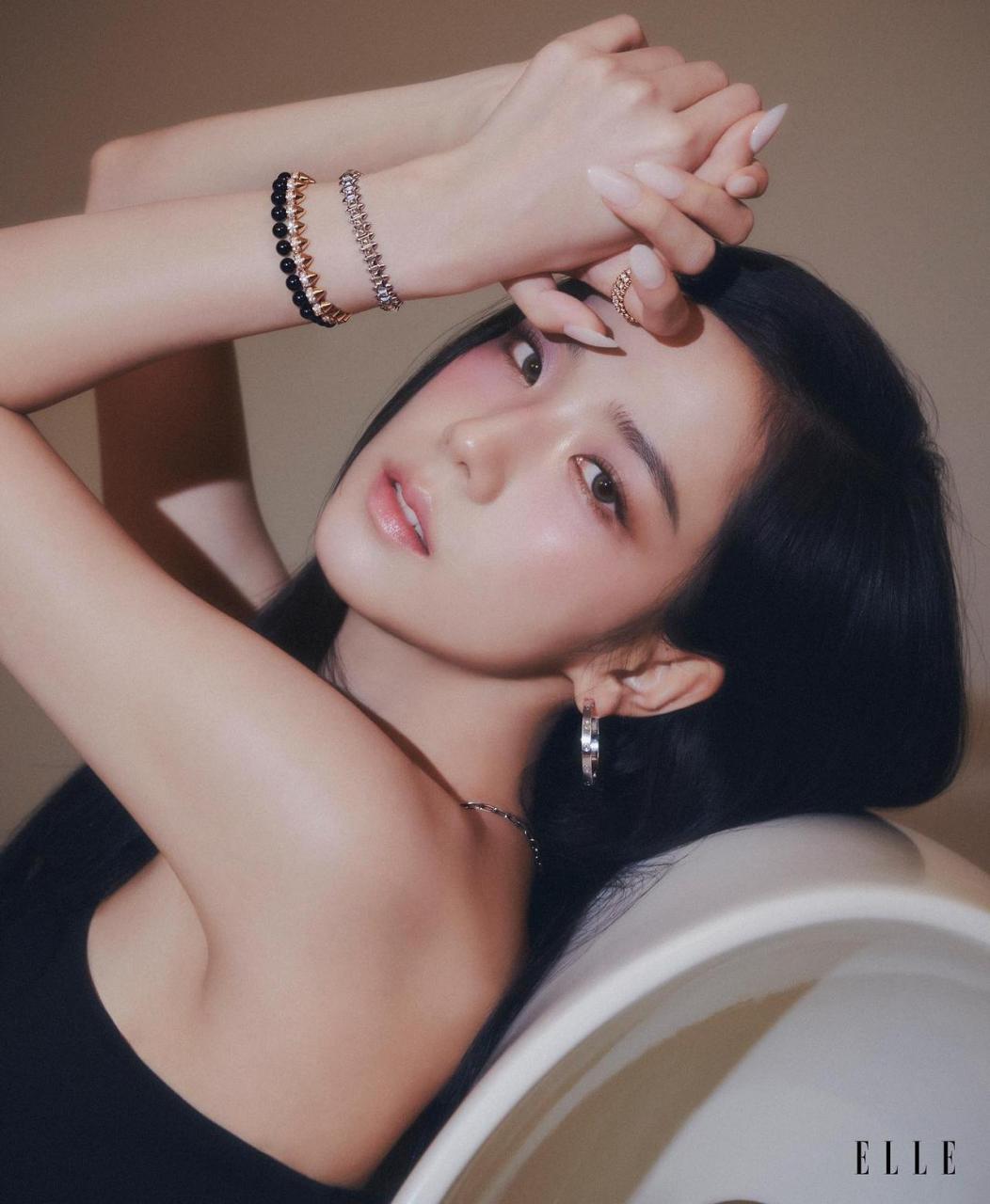 金智秀jisoo jisoo 高级感 美美的秀