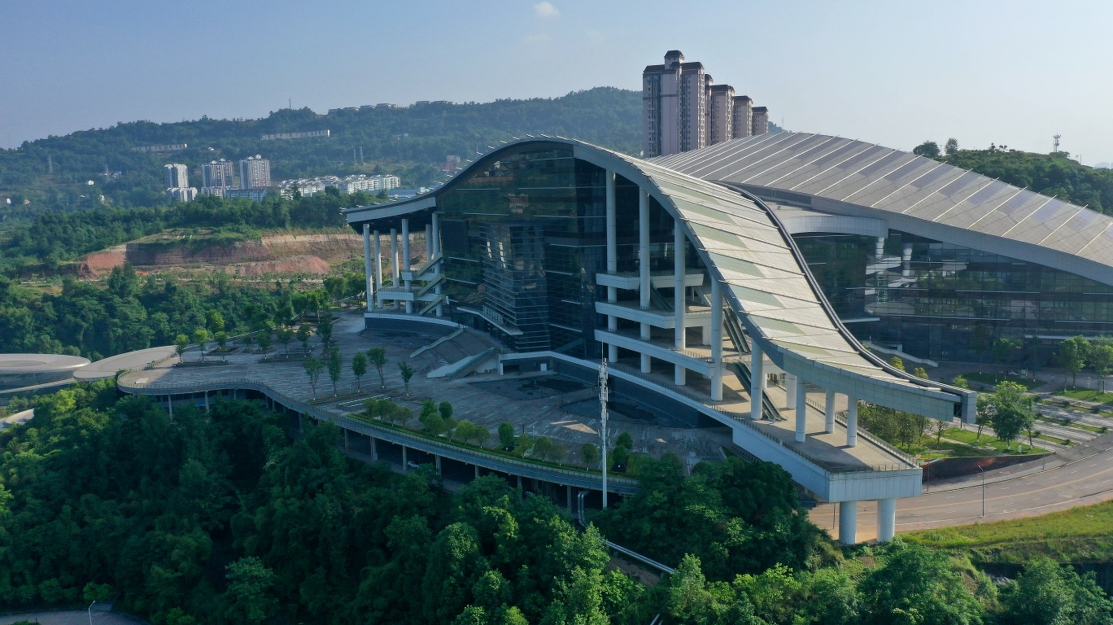 忠县三峡电竞馆,中国最大电竞馆 位于忠县长江,还有中国首个电子竞技