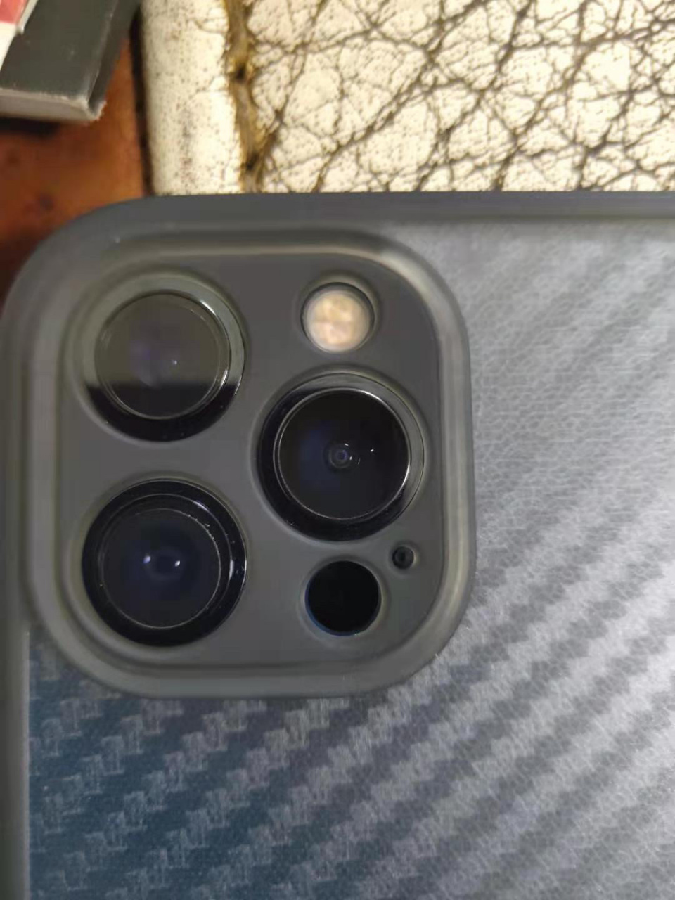 手机镜头进灰怎么办!速速看过来!