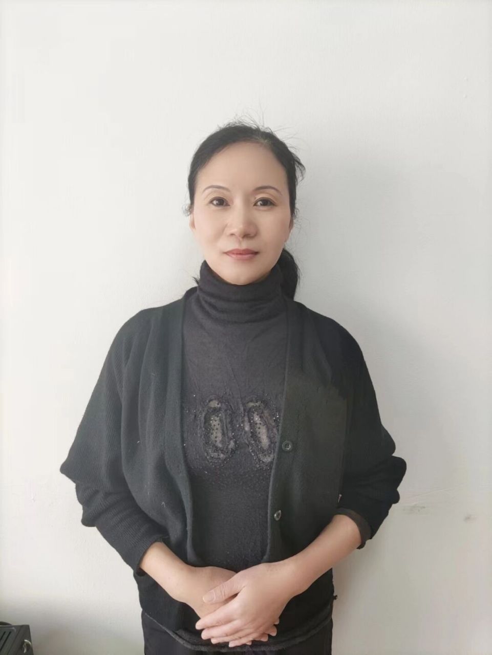 推荐在我家做了3年的钟点工阿姨,烧菜好吃 姓名:张阿姨 出生年 age