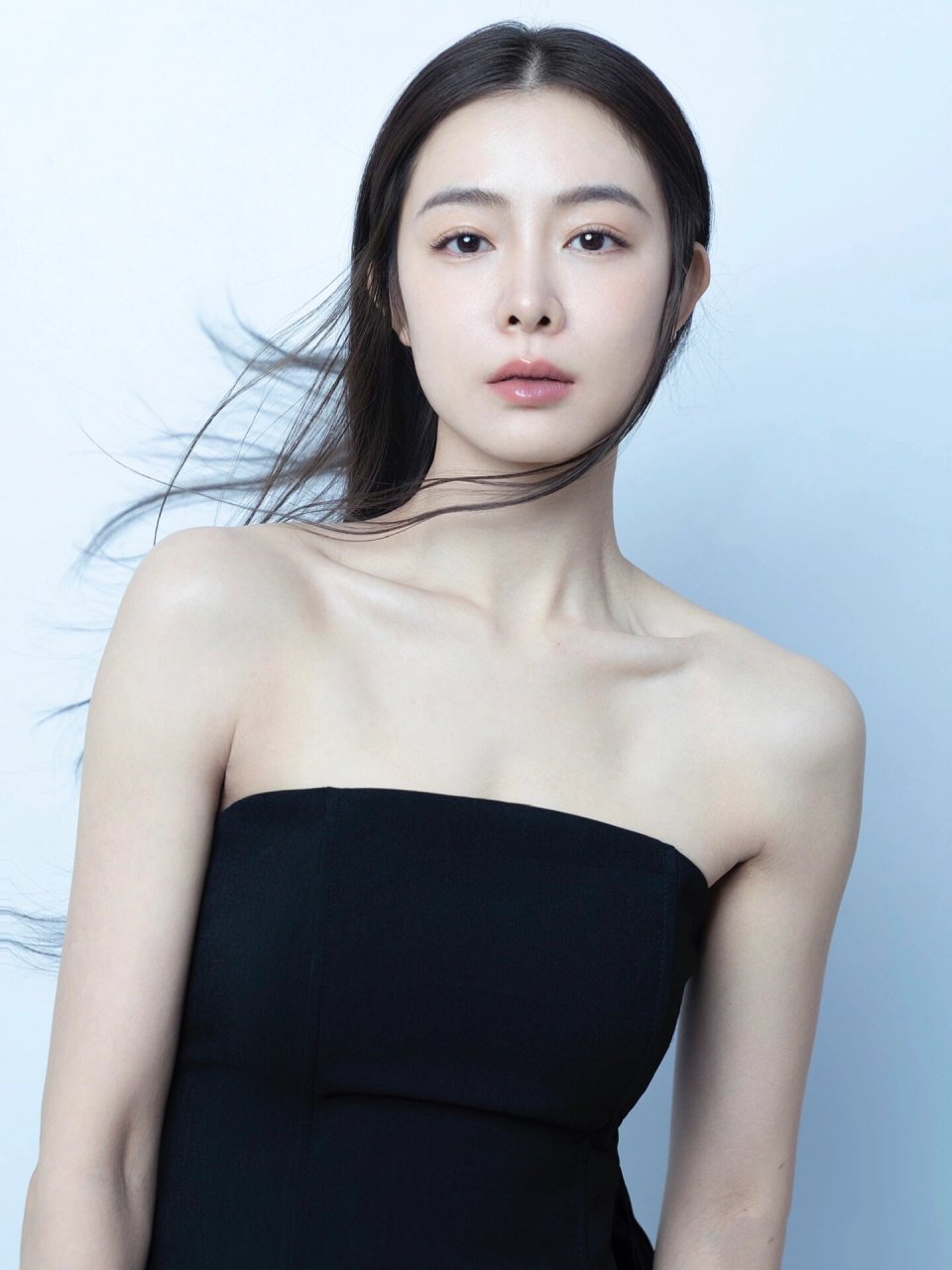 舞蹈家|华宵一简单而有力量的肖像照片 - 一个舞者的力量🌈 想成为