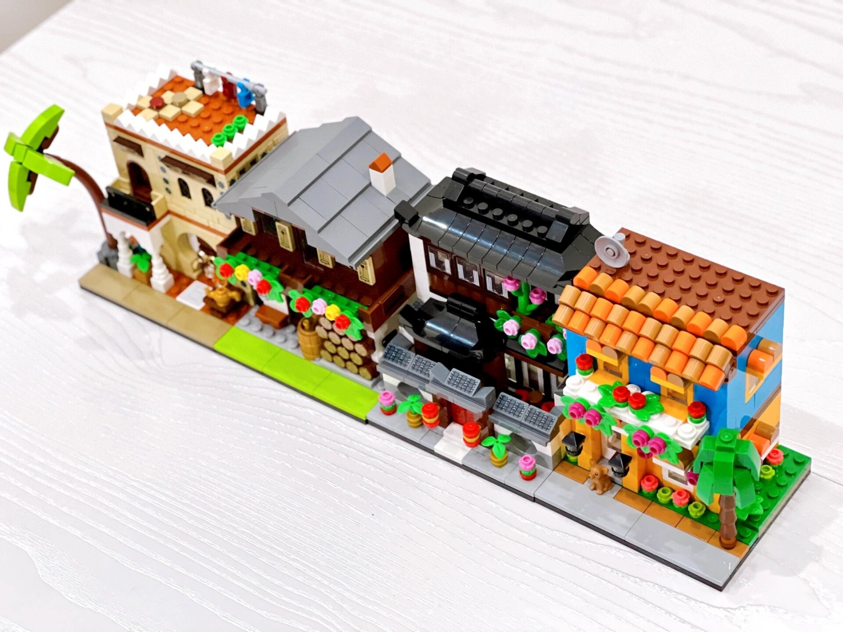 乐高 世界房屋集合了 乐高世界房屋系列是乐高在2023年度每季度都会