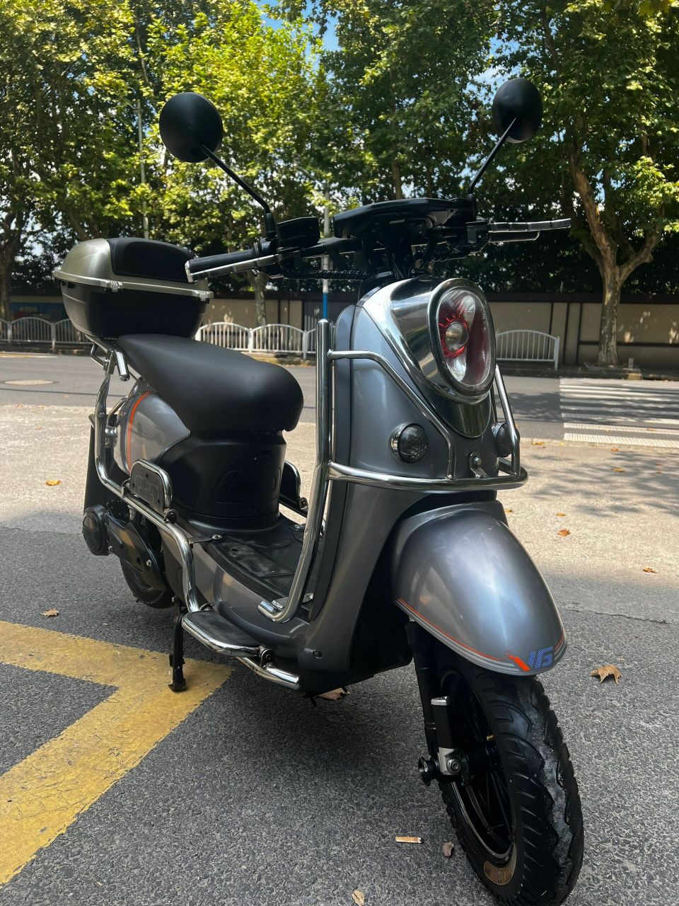 杰宝大王小龟王电动车 杰宝大王高配版小龟王电动车,成色如图,精品