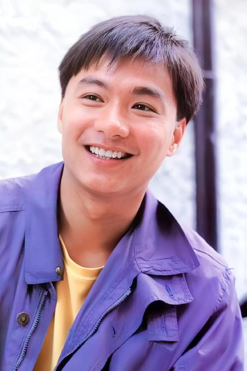 肖战,金城武,刘德华,周润发,林俊贤,郭富城,当他们都处在30岁左右的