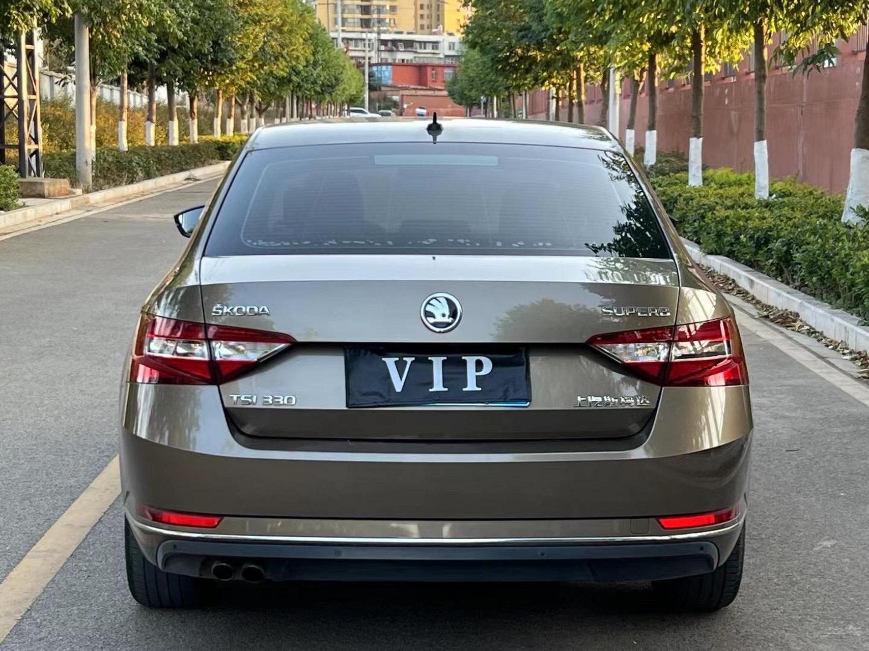 8t自动 tsi330 dsg舒适版  11万多公里实表  多功能方向盘,电动座椅