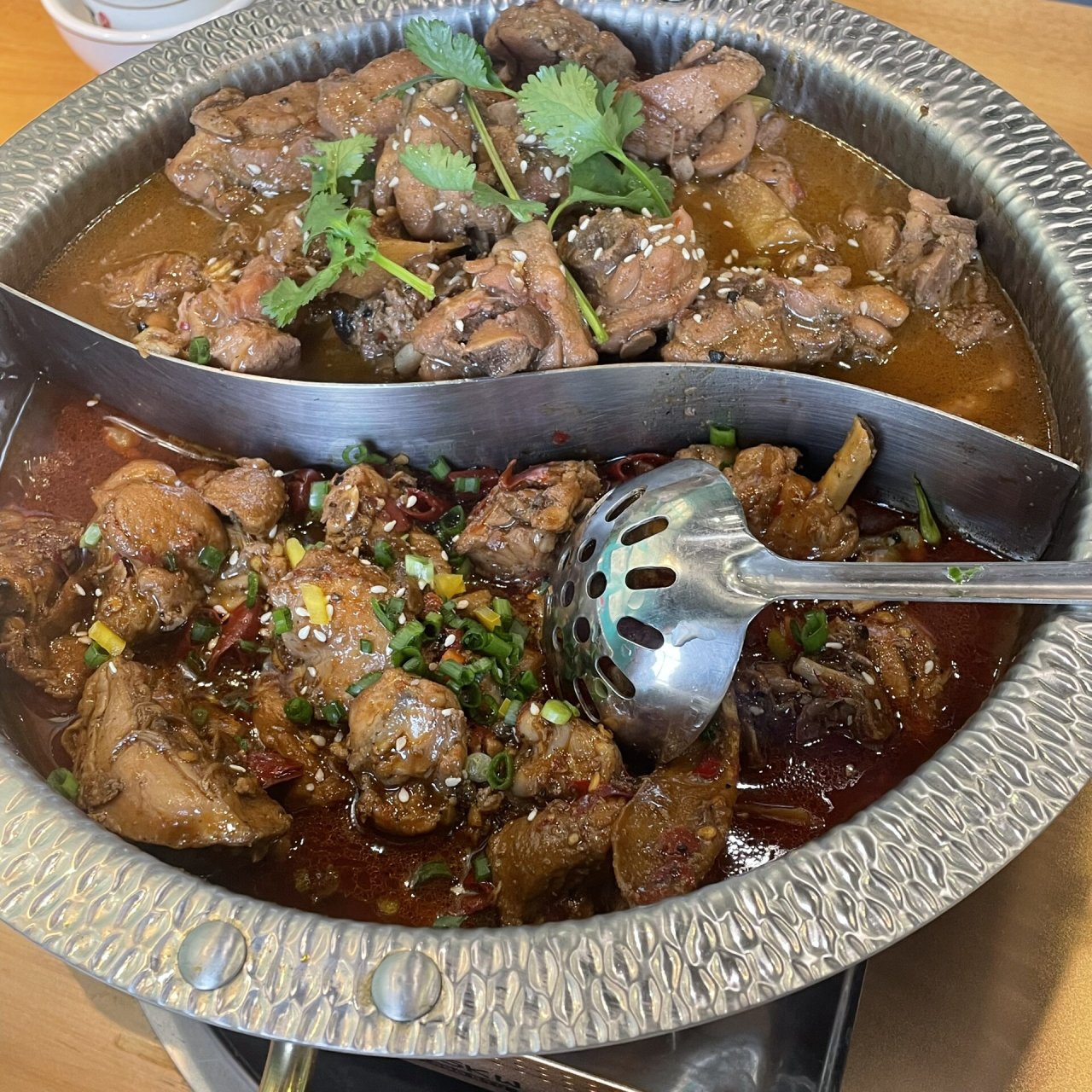 沧州探店|0317火锅鸡～ 第一次来沧州吃火锅鸡!感觉很美妙,很好吃!