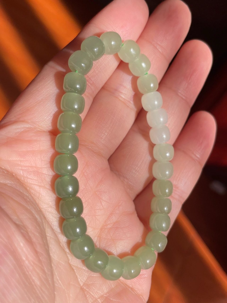 和田玉手串-渐变晴水|明码标价228 你确定不收一条回去感受下品质吗?