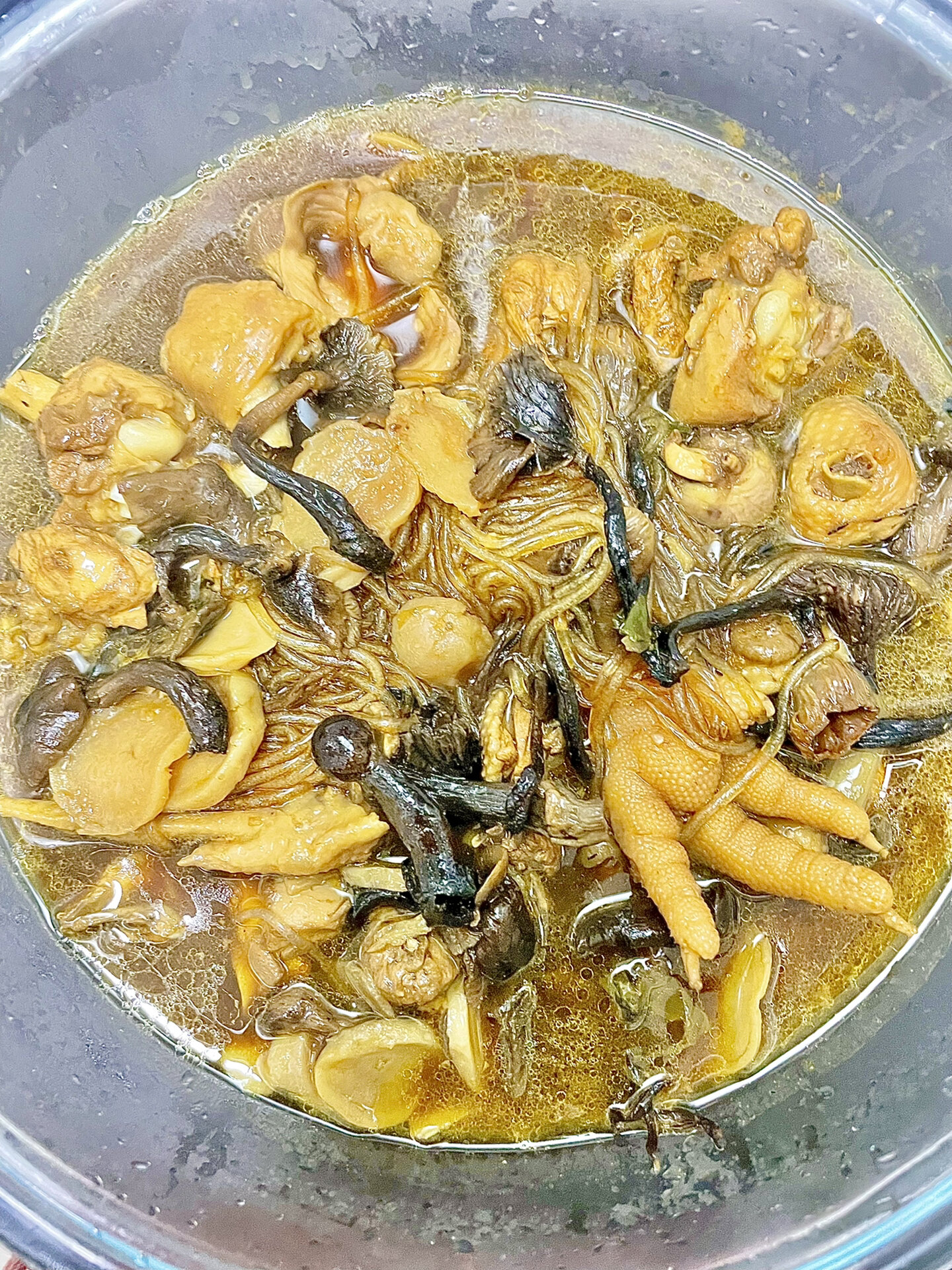 💢东北名菜💢——小鸡炖蘑菇